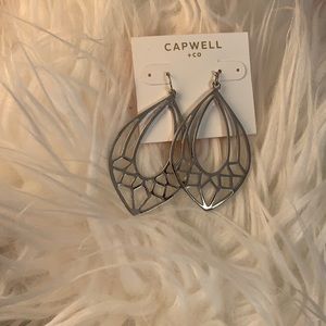 Capwell + Co silver drop earrings, NEW